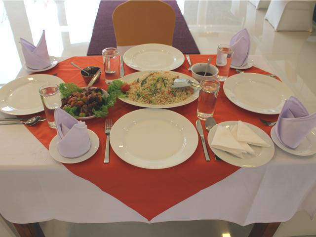נלת'אניה Delhousie Hotel מראה חיצוני תמונה