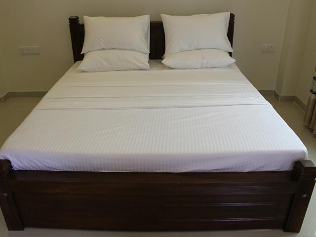 נלת'אניה Delhousie Hotel מראה חיצוני תמונה