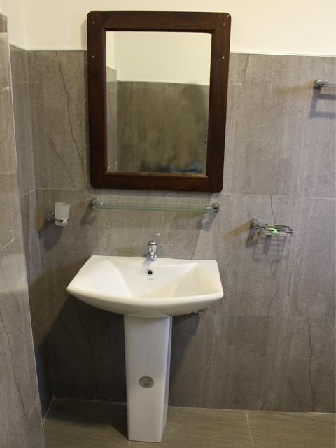 נלת'אניה Delhousie Hotel מראה חיצוני תמונה