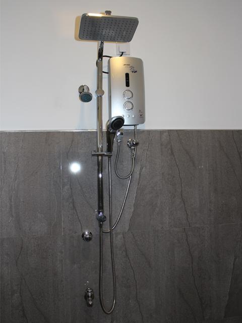 נלת'אניה Delhousie Hotel מראה חיצוני תמונה